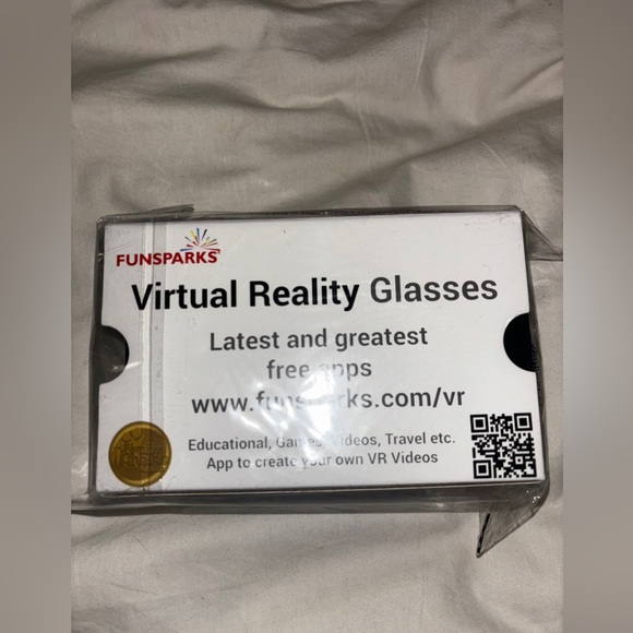 Funsparks digital virtual reality glasses 👓 compatible with your smart phone ! - Picture 9 of 10